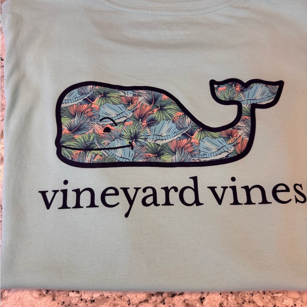 NWT Vineyard Vines Blue Mist Whale Tee